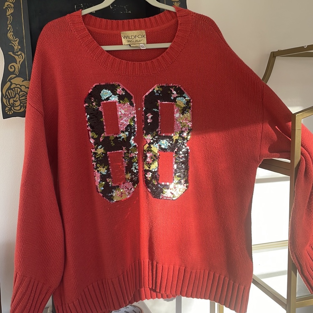 Gorgeous oversized Wildfox white label, RARE sequin 88. - Picture 3 of 8